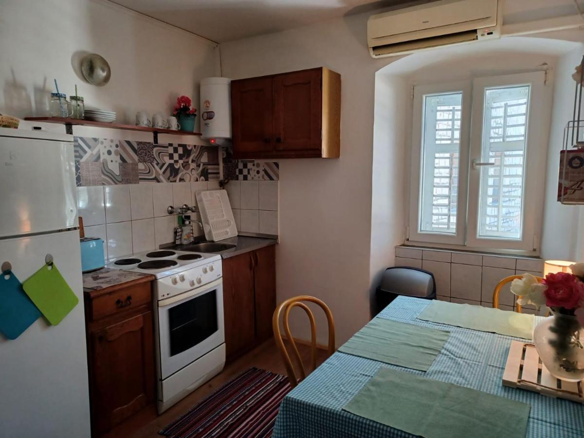 Apartment Fish Market Split Bagian luar foto