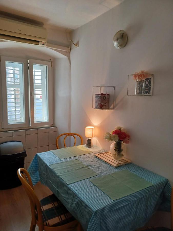 Apartment Fish Market Split Bagian luar foto